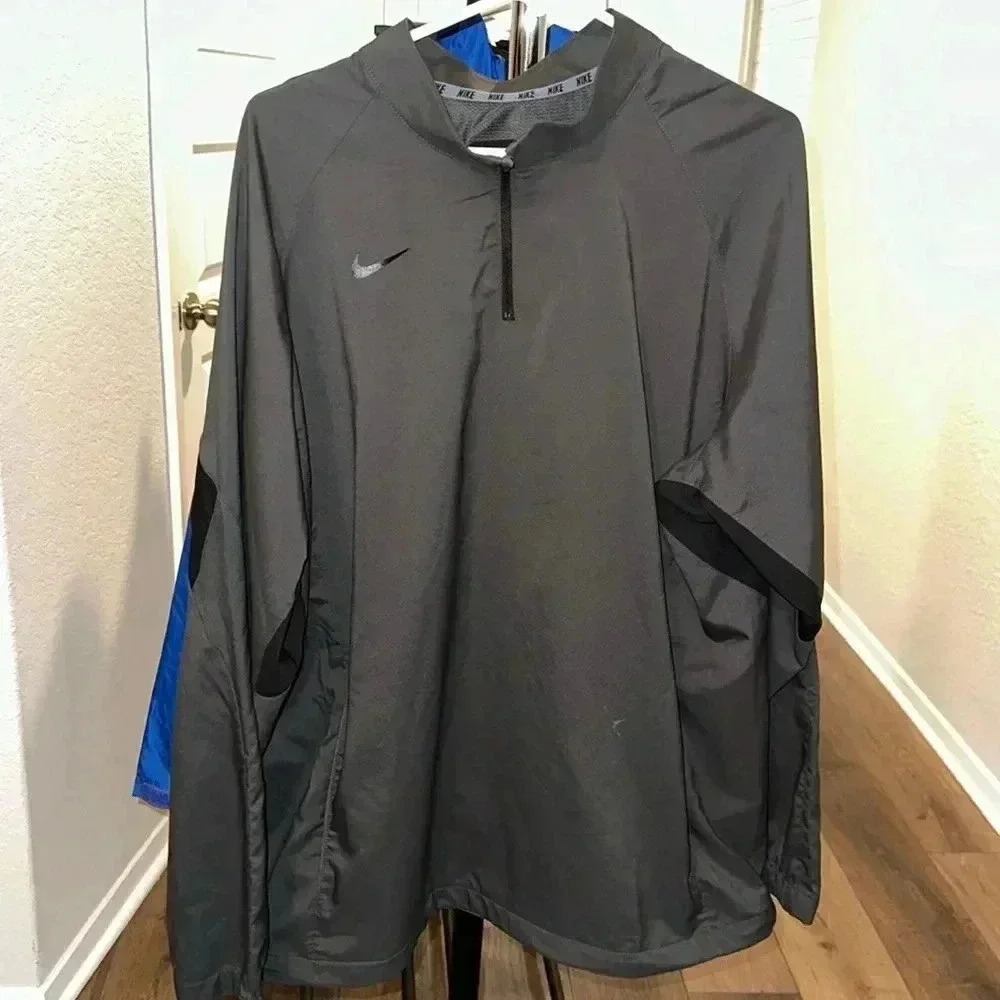 Nike 1/4 Zip Pullover Sz. XL